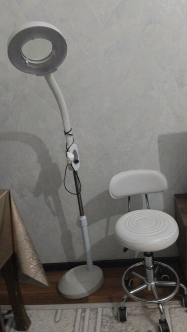 Biznes üçün program təminatı: Led Lampa Və Oturacaq Çox Təcili Satılır İkisi Bir yerdə