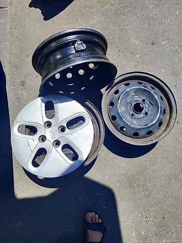 диски mazda: Диски R 14 Kia, отверстий - 4, Б/у — 3