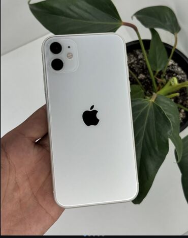 чехлы на айфон хс: IPhone 11, Б/у, 128 ГБ, Белый, Чехол, 72 %