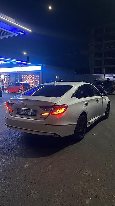 продаю автоген: Honda Accord: 2019 г., 2 л, Автомат, Гибрид, Седан — 4