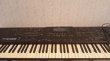 Roland G-1000 aranjor klaviatura - 76 klavişli, yarım-çəkili