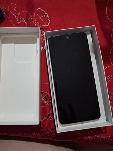 Oppo: OPPO A40 pametni telefon, crne boje, sa ColorOS operativnim sistemom — 9