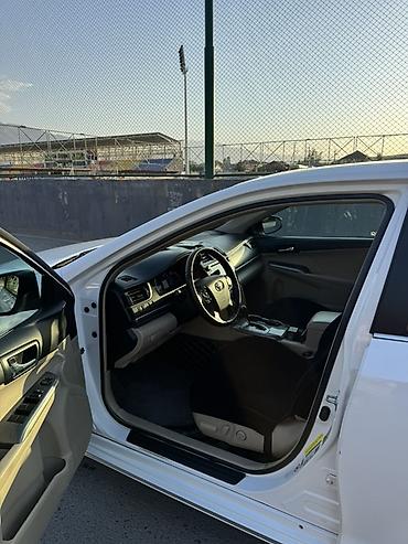 европейцы: Toyota Camry: 2012 г., 2.5 л, Автомат, Гибрид, Седан — 10