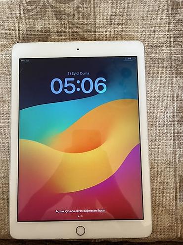 Apple iPad: Apple iPad planşet 6 cı nəsil - Rəng: Qızılı arxa, ağ ön çərçivə - — 2