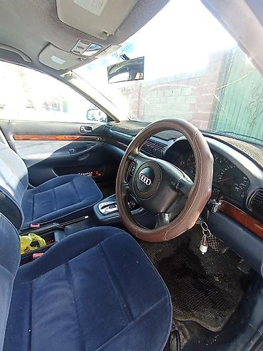 Audi: Audi A4: 1998 г., 2.4 л, Автомат, Газ, Седан — 5