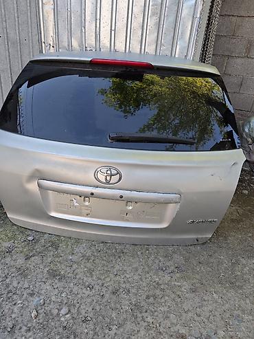 крыло форестер: Крышка багажника Toyota Avensis (универсал) - Оригинальная задняя — 2