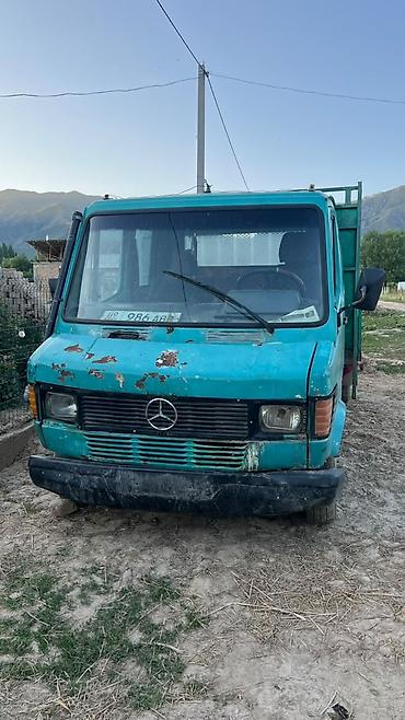 audi 100 c 4: Грузовой бортовой автомобиль Mercedes-Benz (кабина-дубль) - Тип — 1