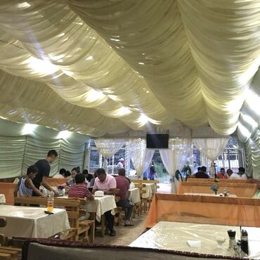 Рестораны, кафе: Сдаю кафе на Иссык Куле, Пансионат Золотые Пески. 64 посадочных мест