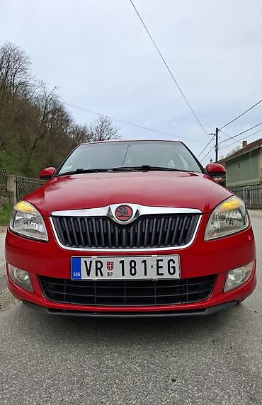 piter auto plac borca: Škoda Fabia – Ambiente 1.4 benzin/plin,crvena, hečbek, 5 vrata - — 3