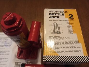 Alati za automobile: Nova, nikad upotrebljena hidraulična dizalica od 2t. (Kupljena za na lalafo.rs — 2 Alati za automobile: Nova, nikad upotrebljena hidraulična dizalica od 2t. (Kupljena za — 2