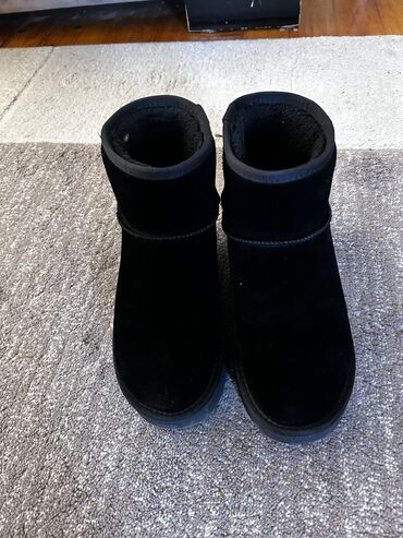 sunjalice cizme: Ugg mini boots, color - Black, 38