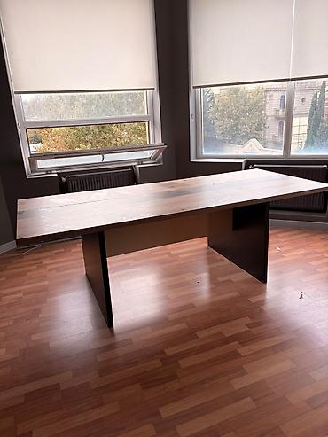 ofis divan: Masa satılır qiyməti 100 azn.Ünvan Gənclik (4321) Elmira x — 1
