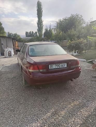 салон т5: Mazda 626: 1993 г., 1.8 л, Механика, Бензин, Седан — 2