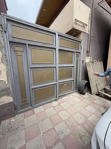 Həyət darvazaları: İşlənmiş Dəmir Həyət darvazası, Yana açılan, 3 m, Mexaniki, Qapı ilə, rəng - Boz — 1