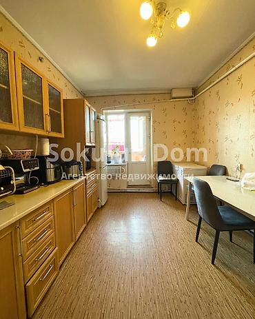 Продажа квартир: 4 комнаты, 90 м² — 1