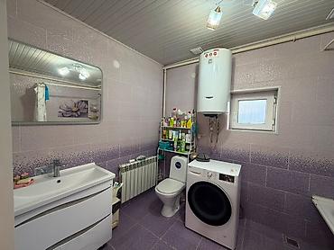 репина: 🏡 Продаётся просторный жилой дом в Бишкеке! 📍 Пишпек Репина/ Амосова — 9