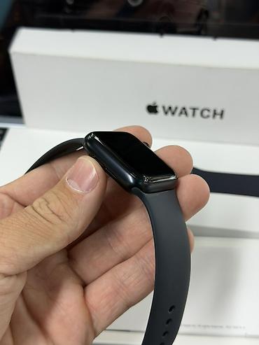 Apple Watch: Apple Watch se 3 40mm Акб 100% Дата активации август 2026 Коробка — 3