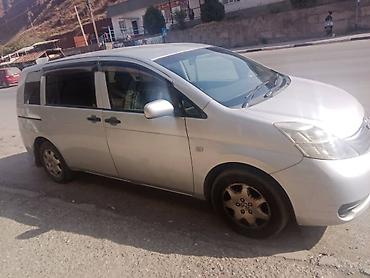 Toyota: Toyota Isis: 2005 г., Минивэн — 6
