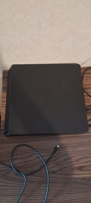 Salam ideal playstation 4 slim 1 terabayt yaddas prosifka modeli