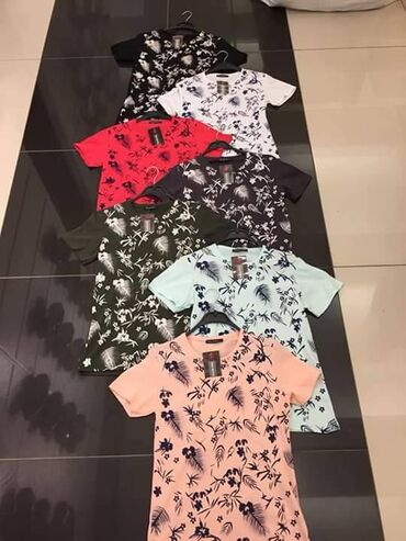 Futbolka və maykalar: Gundəlik geyimlər mağazası geniş asartmentli qadin,kişi uşaq — 9