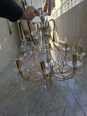 metbex ucun isiqlar: Çılçıraq, 8 lampa