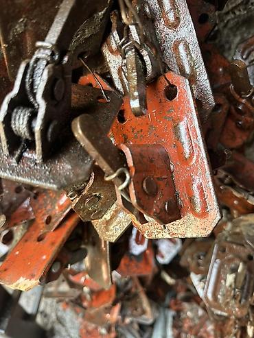 Digər bərkidici məhsullar: Məhsul: Metal konstruksiya üçün bərkidici qarmaq-möhkəmləndirici — 2