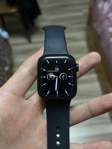 apple watch series: Apple Watch ⌚️ 7 В комплекте оригинал зарядка и ремешки Плюс стекло
