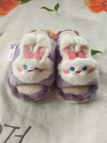 мен баланс цена бишкек: Домашние тапочки, 40, Новый, цвет - Фиолетовый, Платная доставка