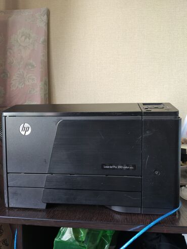 тонер для заправки лазерных принтеров: Принтер цветной Laserjet Pro 200 color. Печатает быстро отлично