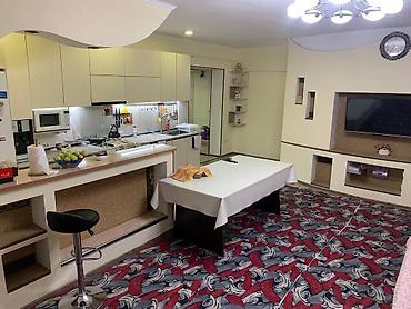 район азия молл: 6 комнат, 140 м², 4 соток, Бишкек, Собственник — 8