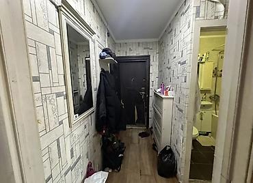 Продажа квартир: 3 комнаты, 58 м², 10 мкр 104 серия, 4 этаж, Косметический ремонт — 1