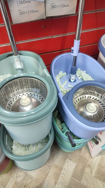 шваброй: Швабра с центрофугой хорошее качество облегчает процесс уборки