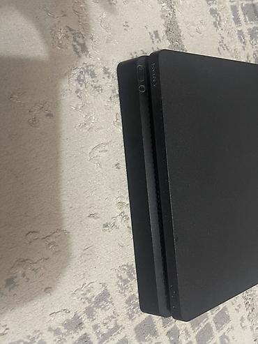 xbox one fat: PlayStation 4 Slim + 2 геймпада + 6 игр Комплект: - Консоль Sony — 2
