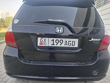 Honda: Honda Fit: 2004 г., Механика, Хэтчбэк — 5