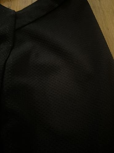 maison de la mode: Черное платье-футляр с вырезами по бокам в области талии — 3