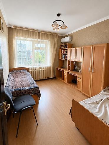 Продажа квартир: 3 комнаты, 70 м², Цум 5 этаж, Старый ремонт — 3