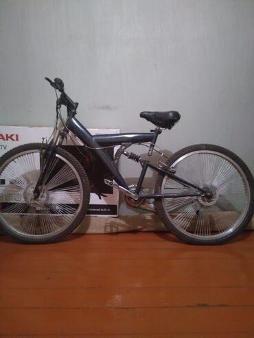 гитара и саксофон: BMX velosipedi 28"