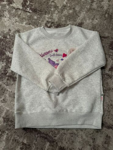 спортивный костюм для мальчика: Свитшот для девочек на 5 и 7 лет