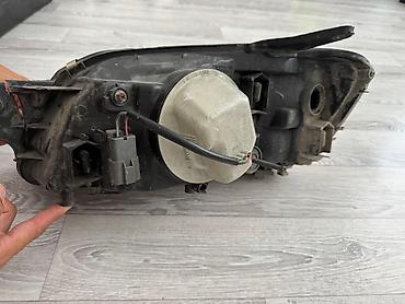 фонарь 124: Комплект передних фар Subaru 2000 г., Б/у, Оригинал — 3