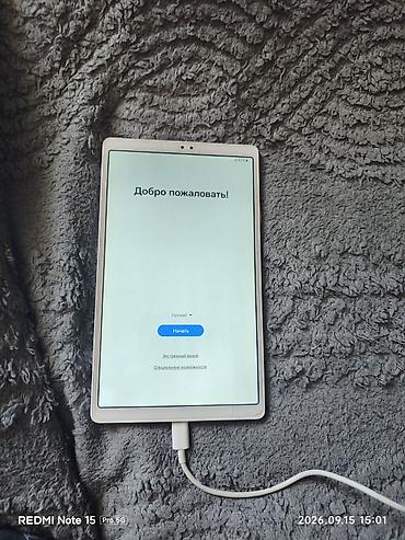 а 11 самсунг: Планшет, Samsung, 8" - 9", Б/у, Классический цвет - Серебристый — 2