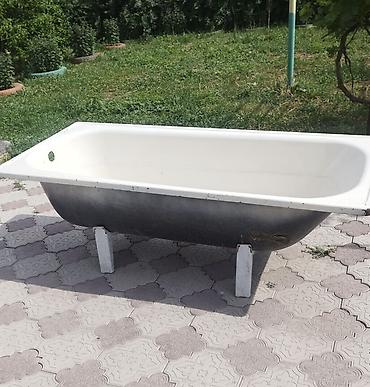 4 pot: Чугун ванна сатылат, жакшы абалда. Баасы 12 миң сом. Тел. — 1