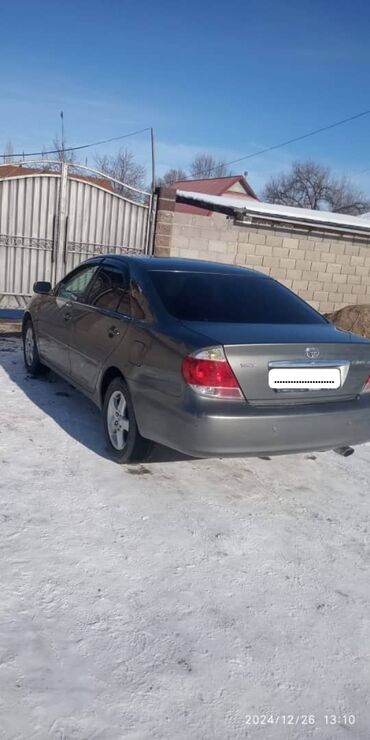 каракол авто: Toyota Camry: 2004 г., 2.4 л, Автомат, Бензин