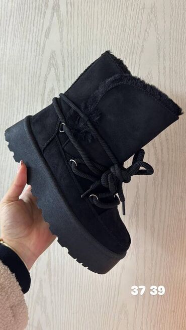 Ugg obuća: Ugg čizme — 4