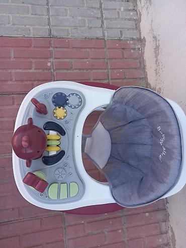 Gəzinti arabaları: Uşaq gəzdirici (Babywalker)Sumgayit.ərazi - Rəng: ağ-göy oturacaq — 3