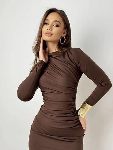 Вечерние платья: Вечерние платья макси 1) Платье-халтер, салатовый лайм - Длина — 8