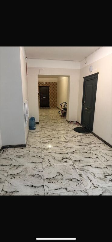 Yeni tikili: 3 otaqlı, Yeni tikili, 145 kv. m — 11