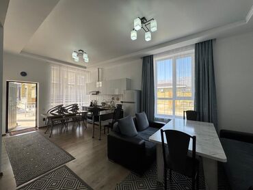 Продажа квартир: Коттедж, 81 м², 4 комнаты, Агентство недвижимости, Евроремонт