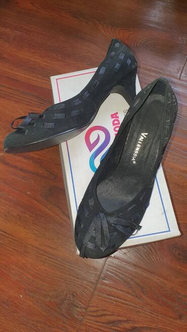 Туфли: Продам женскую обувь в очень хорошем и идеальном состоянии, размеры — 6