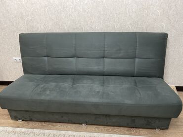Диваны: Срочно продаю диван в отличном состоянии, Россия. Можем ещё чуть чуть