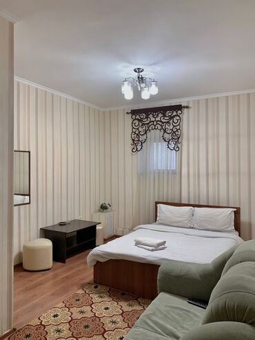 Посуточная аренда квартир: 1 комната, Постельное белье, Кондиционер, Парковка — 4